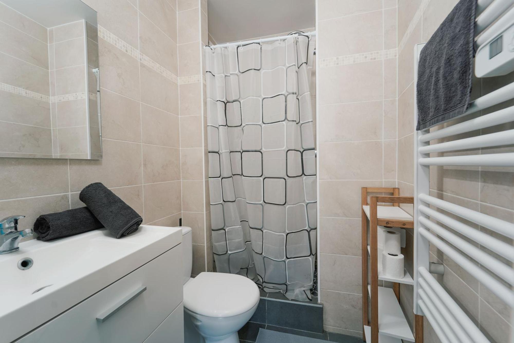 Confort & Style Pres De Cdg Vaudherland Extérieur photo
