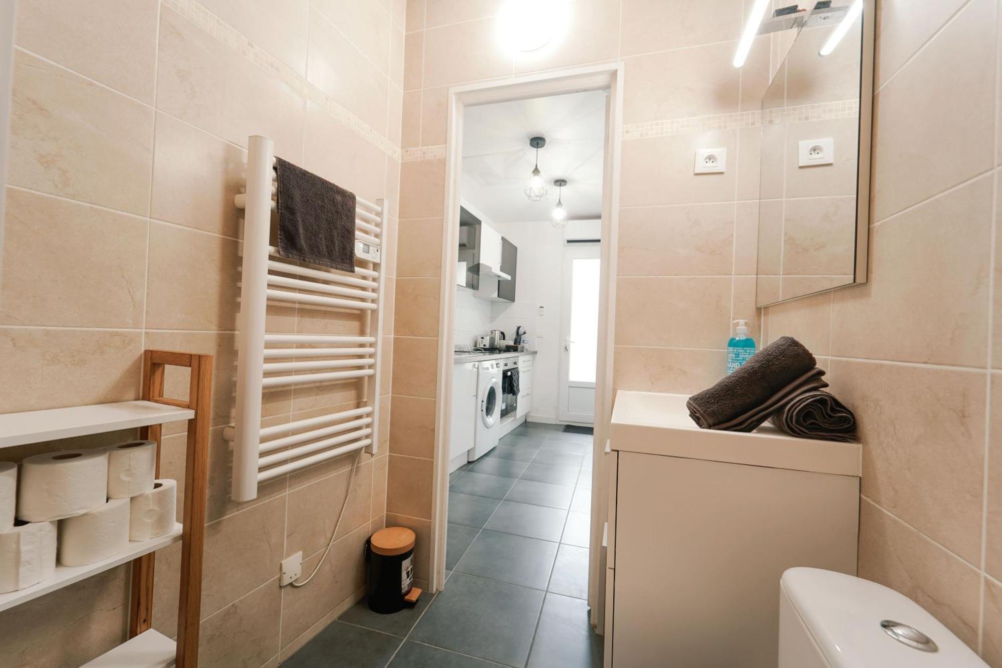 Confort & Style Pres De Cdg Vaudherland Extérieur photo