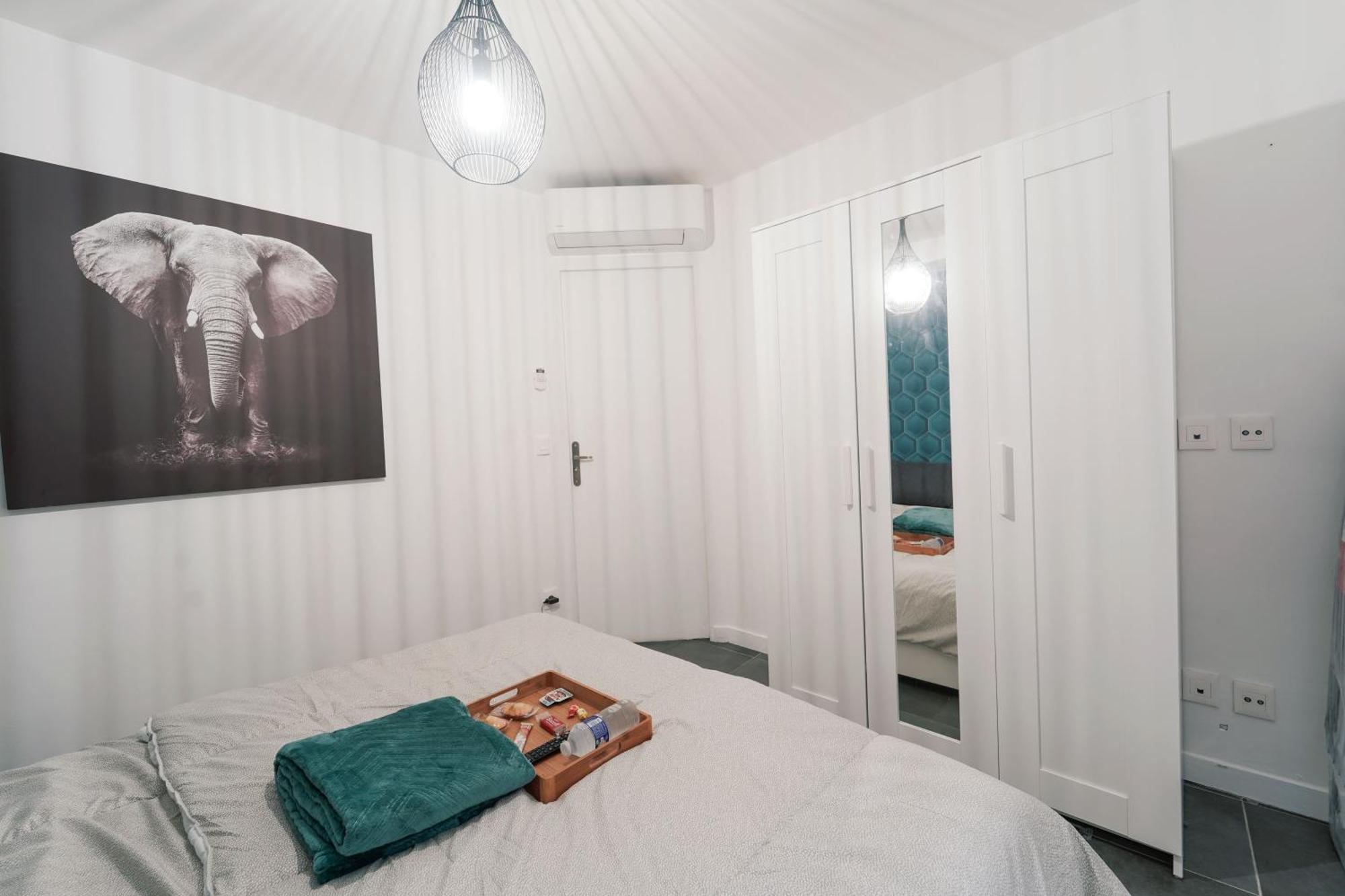 Confort & Style Pres De Cdg Vaudherland Extérieur photo